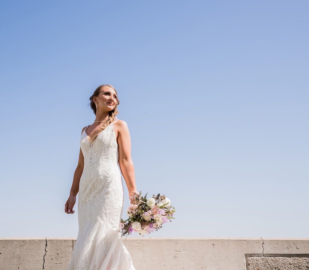 How To Sell A Wedding Dress - A Practical Wedding